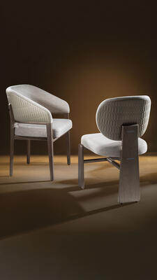 Lua side chair 100 in Heritage quilted leather