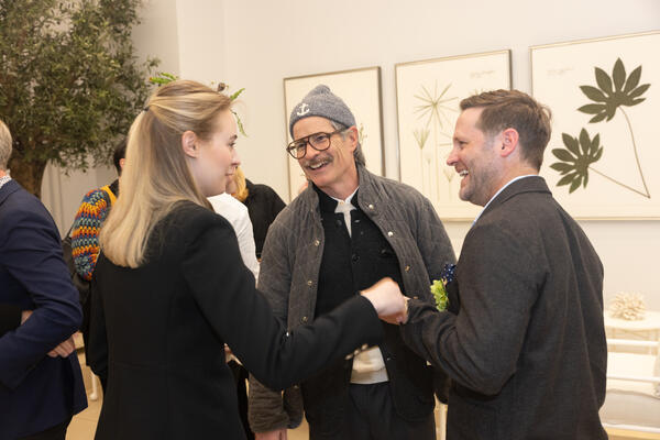 Gary Feazell (center)