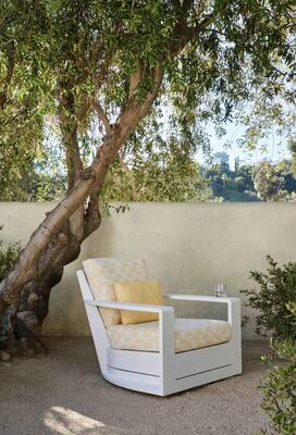 Beachside tub swivel lounge chair, 
Tinta cushions, Bambino pillow in Sunshine