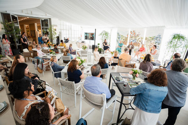 The crowd at the “Designing Light” panel discussion moderated by Kaitlin Petersen, editor in chief of Business of Home, and featuring panelists Kim Scodro, Jerel Lake, Kristina Christopher of Kichler, and Becca Ryan of Lutron