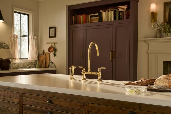 The Faircroft kitchen collection takes its cues from American kitchens of the 1930s and ’40s