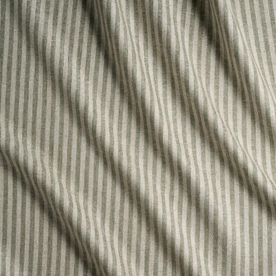 Olenka Weaves: Macbeth 7 Clover