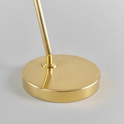 Langford desk lamp: The streamlined design allows for precise craftsmanship