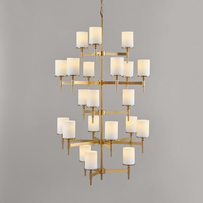 Stratton chandelier: Its sleek frame and the pleasing symmetry of its five tiers make it a true statement piece