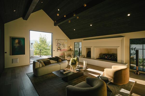 A high-ceilinged space, perfect for hosting parties