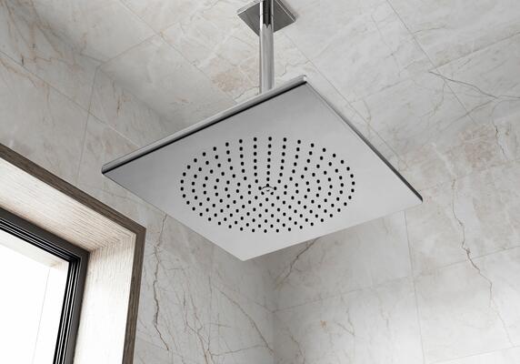 Square showerhead in Polished Chrome (26) finish
