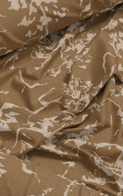 Alpine fabric wallpaper in Umber (FAB-AL-MKS136-UM)