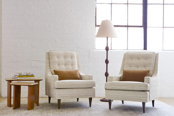 Treasure Hunt 4299/01 on chairs, Absolutely Alpaca 5167/03 on pillows