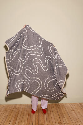 Blooms throws