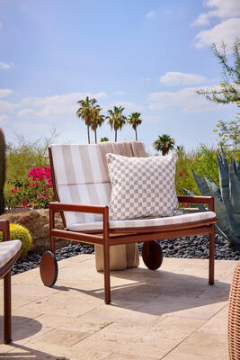 Layered in sling and cushion, Sonora reads relaxed without losing its discipline